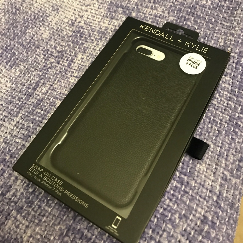 KENDALL & KYLIE IPHONE 7/8 PLUS CASE